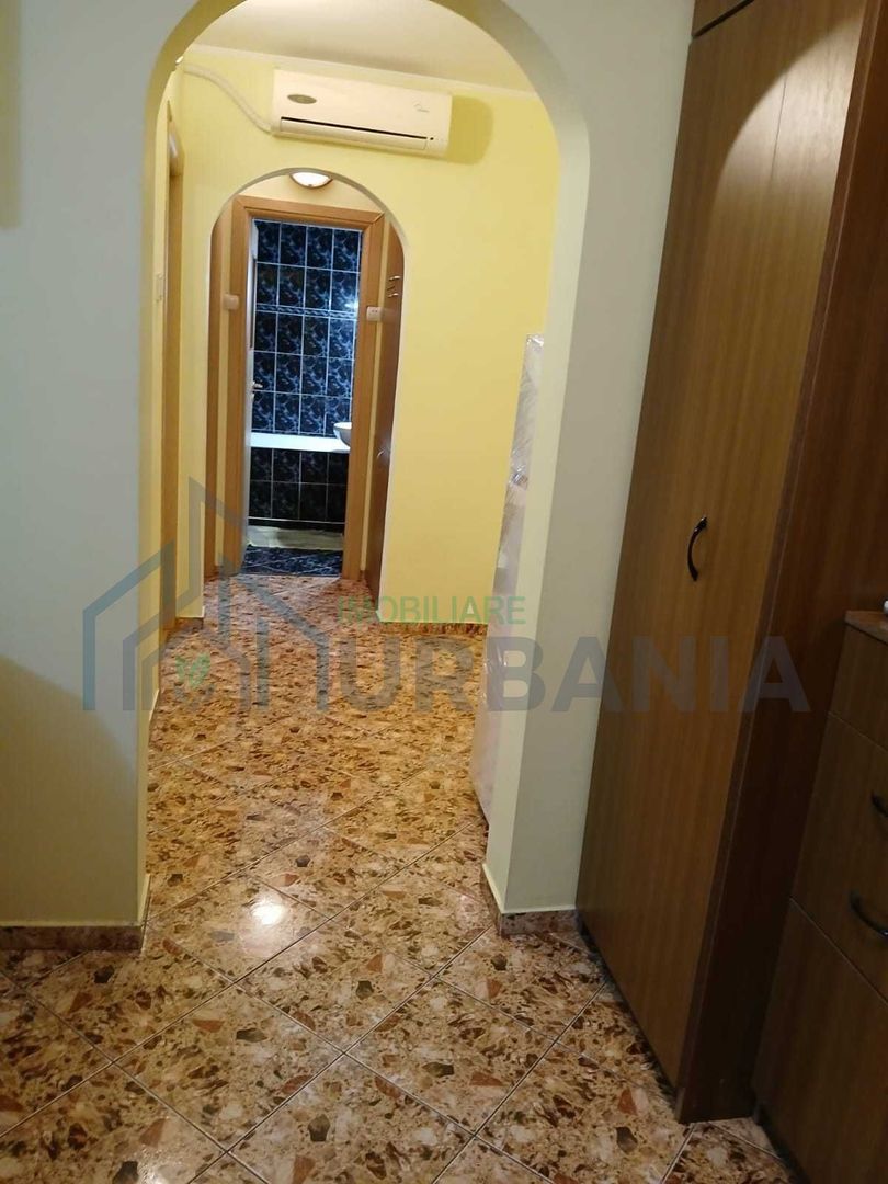 # închiriez cameră apartament - Poză 1