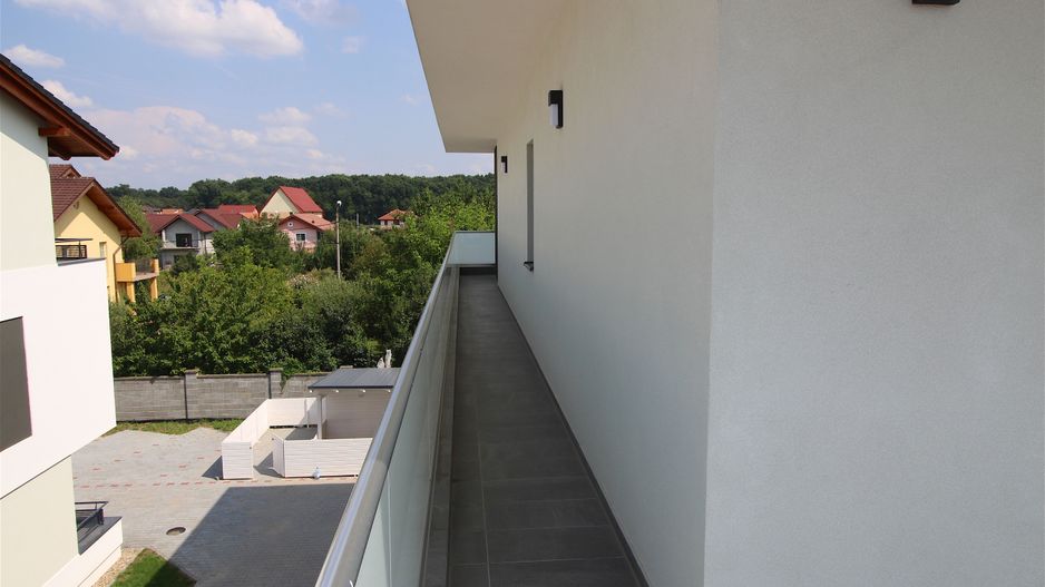 Apartament cu 3 camere de închiriat în zona Nord - Poză 13