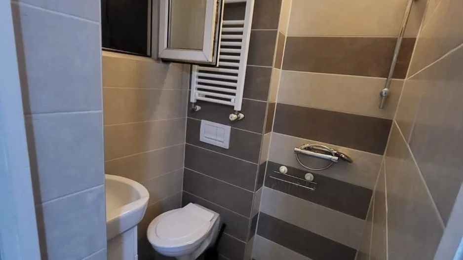 Apartament  3 camere de vanzare Gorjului - Poză 10