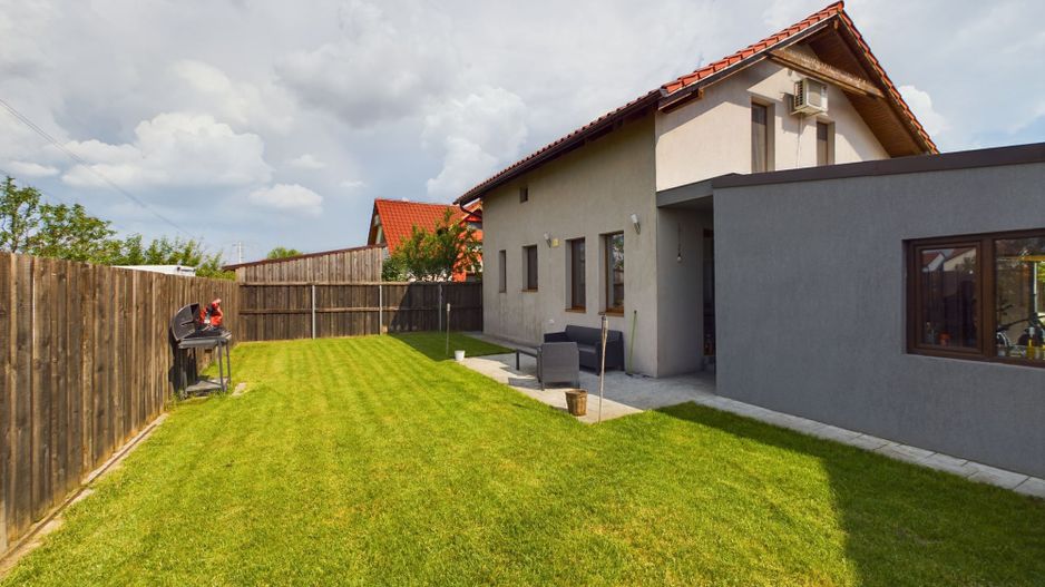 Casă la cheie în cartierul Westfield - Poză 9