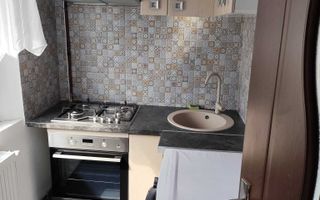 Garsoniera | Etaj 3 | Balcon | Valea Aurie - Poză 4