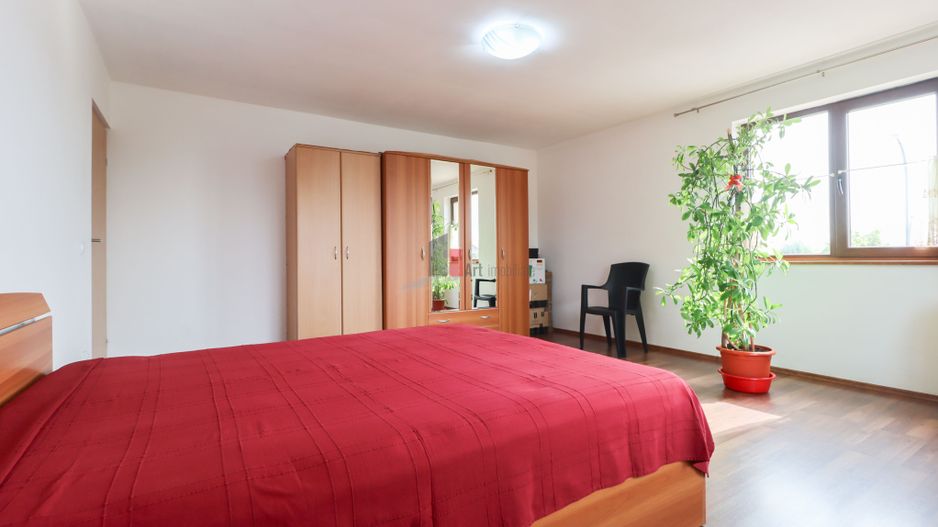 Vila "SEPHARA", teren 700 mp,  292 mp suprafata totala, NEGOCIABIL - Poză 25