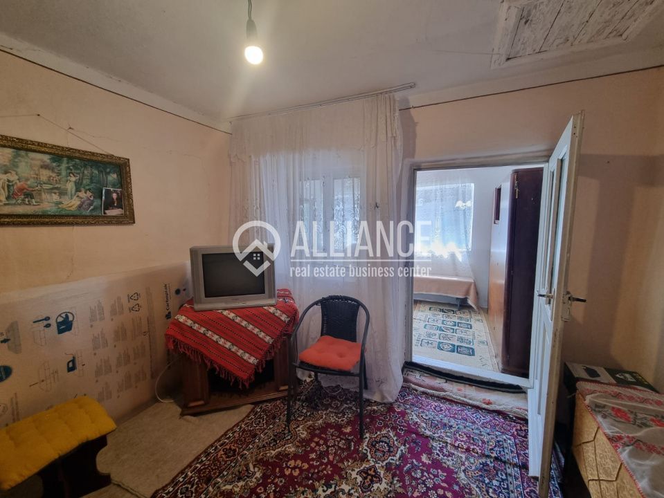 Loc Corbu (COD 02) - casa 4 camere teren 1384 mp - Poză 6