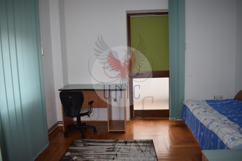 Apartament 4 camere, inchiriere, Craiovita Noua - Poză 6