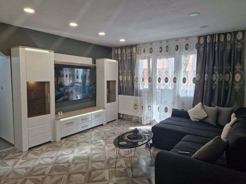 Vand apartament la cheie full - Poză 9