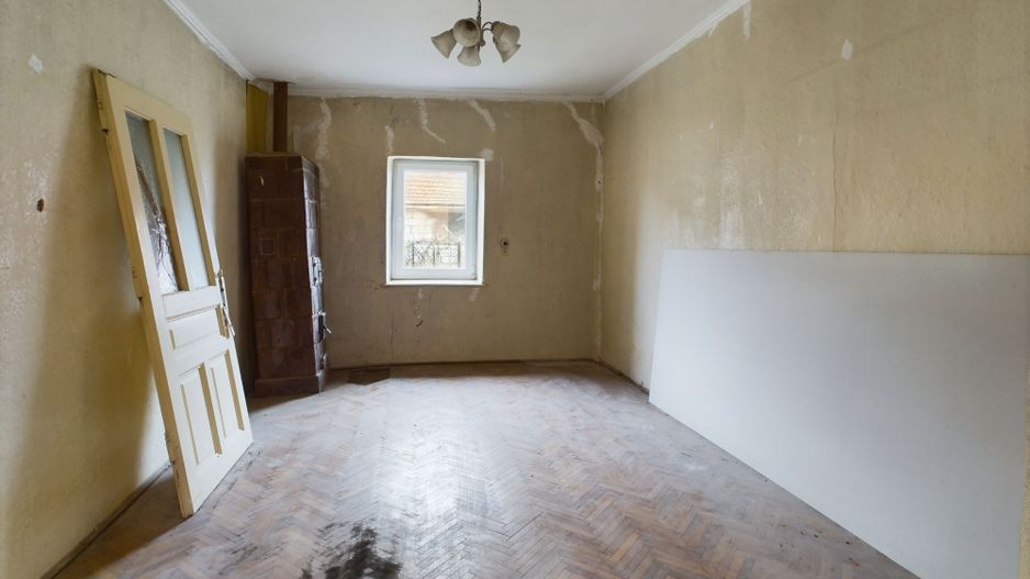 Oportunitate unică! Casă reabilitată parțial în Nitckidorf - Poză 10