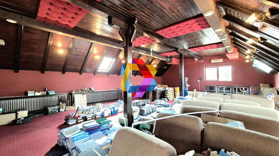 Spatiu birouri de închiriat Brașov 300 mp # spatii-comerciale-brasov.ro - Poză 12