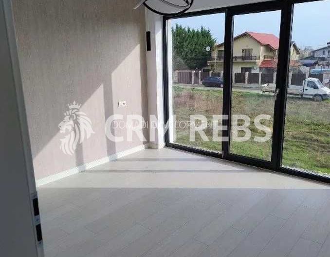 Casa tip triplex cu gradina privata si 2 locuri de parcare incluse - Poză 3