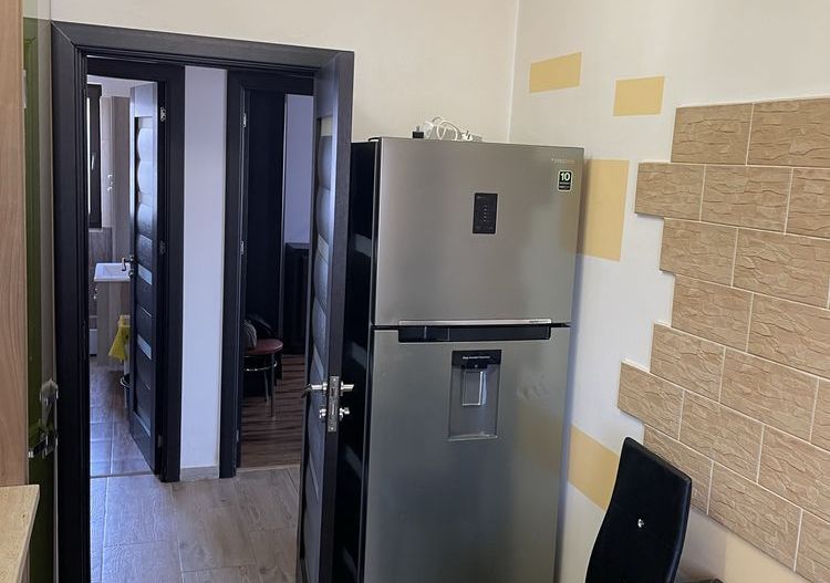 Apartament 2014, etaj 4, balcon, AC, lift, zona Chitilei - Poză 2