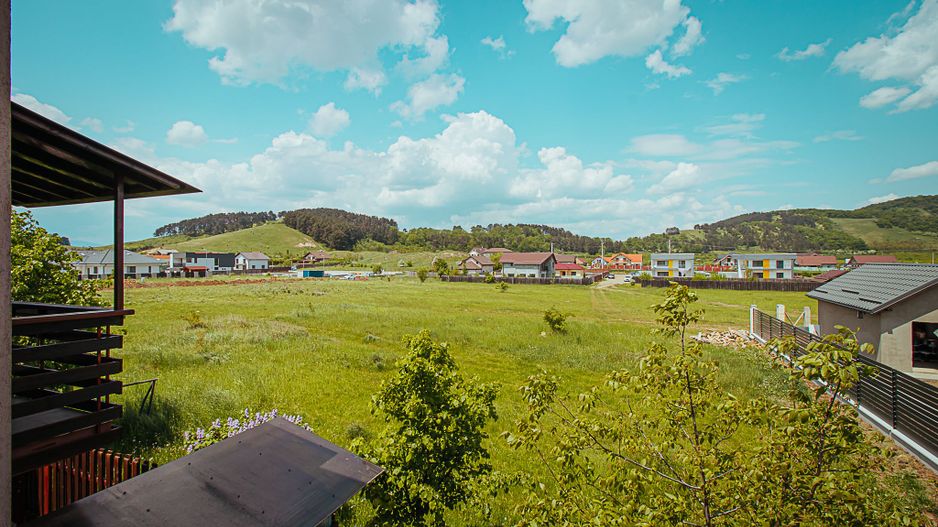 Exclusivitate - Sanpetru, casa cu priveliște deosebită - Poză 25