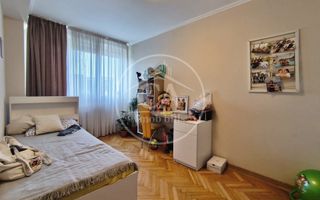 Apartament de vânzare cu 4 camere în zona Decebal, Oradea - Poză 10