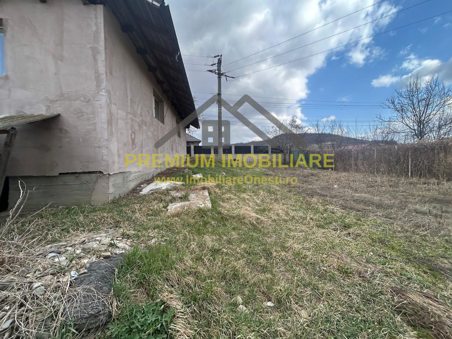 Casă de vânzare la 15 minute de Onești – teren 1000 mp - Poză 18