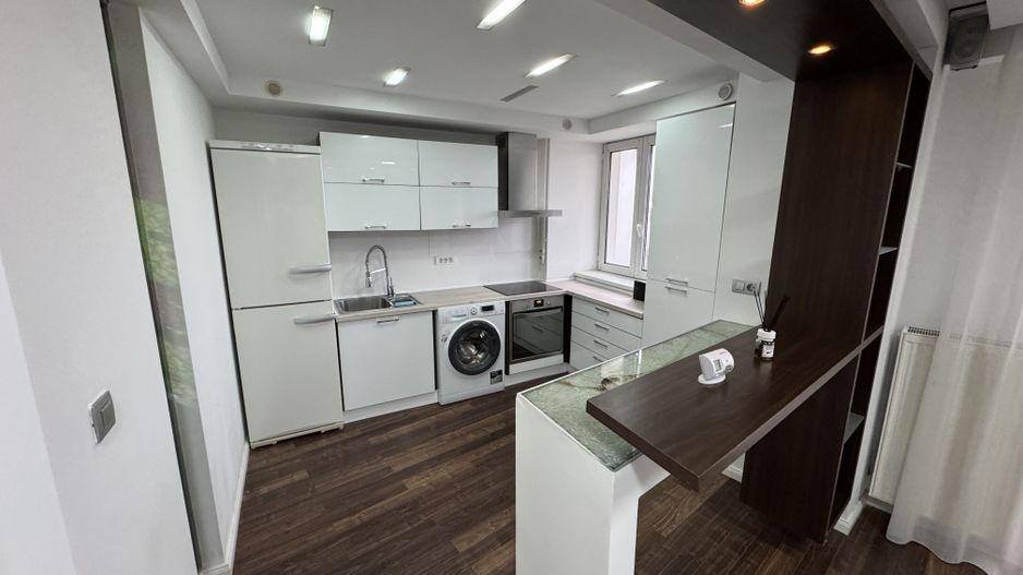 Super apartament in blocul turn de la OMV - Poză 3