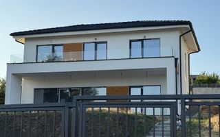 Casa individuala, 4 camere, vedere spre lac, Chinteni - Poză 2