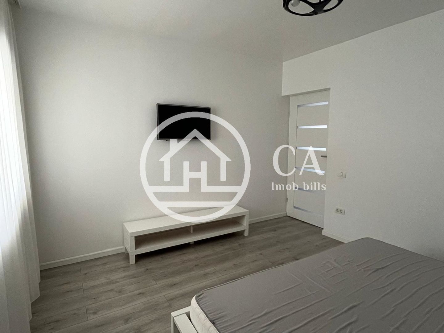 Apartament la casa de închiriat cu 3 camere în Santandrei, Bihor - Poză 7
