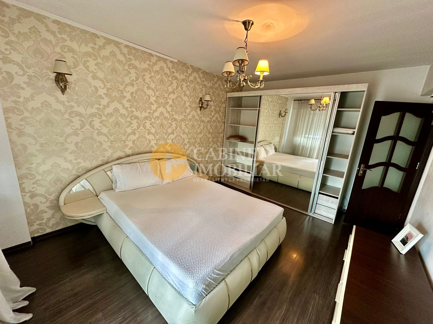 Pacurari- Apartament 2 Camere Decomandat -Bloc 1986 - Poză 2