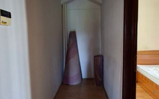 Apartament cu 3 camere - zona semicentrala - Poză 15
