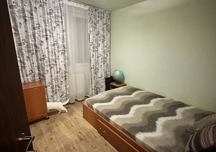 Apartament 3 camere Bld Brancoveanu, zona Huedin. - Poză 6