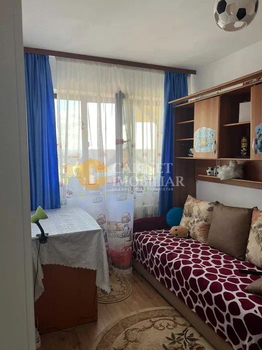3 Camere Decomandat  Bloc Nou + Loc De Parcare -Cug - Poză 3