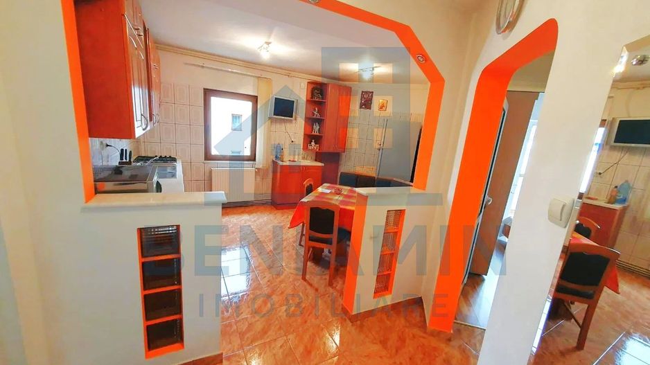 Apartament 2 camere-Decomandat-Spitalul Judetean-69mp-Spatios-Luminos - Poză 1
