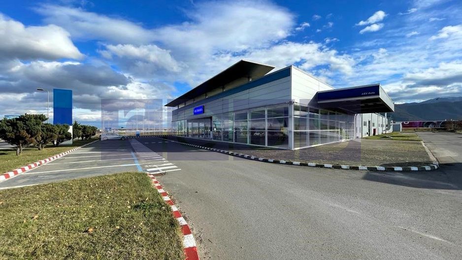 BRASOV-GHIMBAV | INCHIRIERE HALA +SHOWROOM | 6500 MP CONSTRUITI - Poză 3