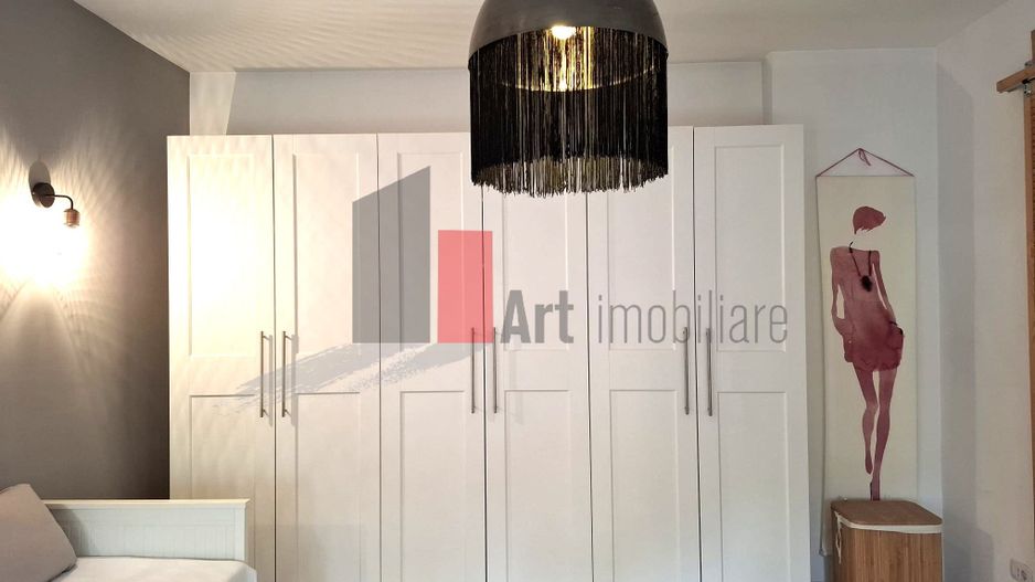 Studio modern, 32 mp,+ 20 mp anexe, zona Parcul Carol-Parlament - Poză 4