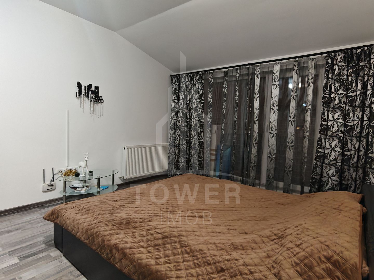 Tower Imob propune spre vânzare un apartament cu o cameră in Turnisor. - Poză 2