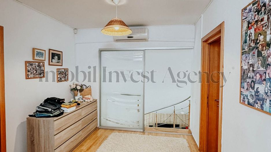 Vila cu 4 camere in Pipera in complex securizat - Poză 9