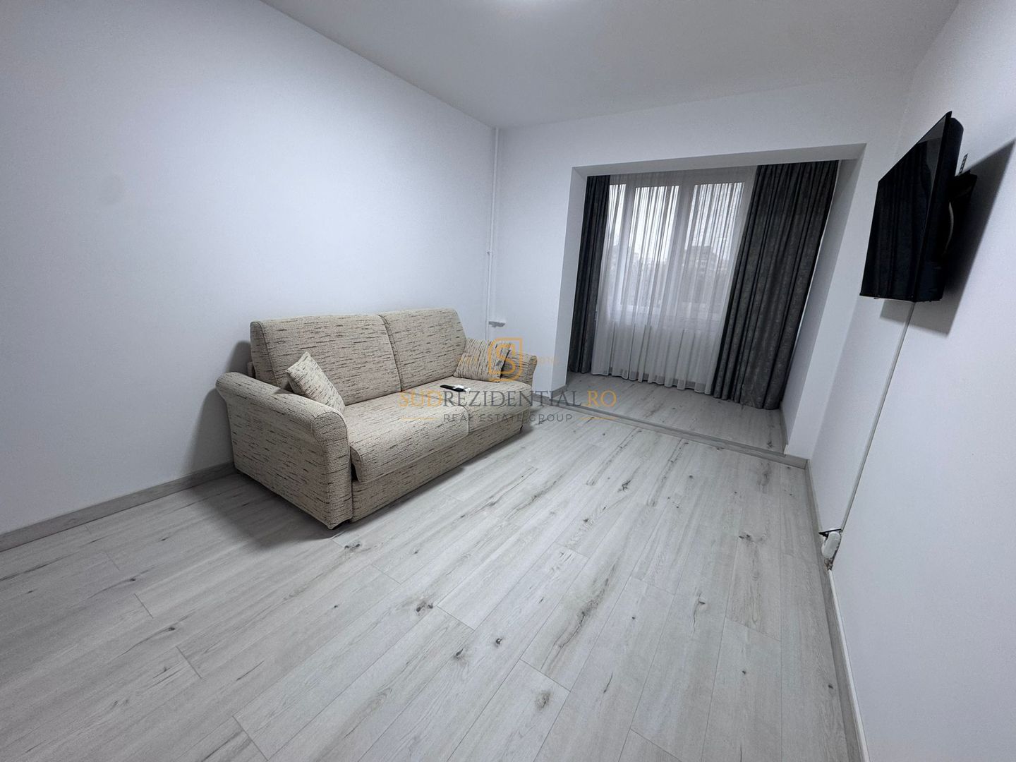Apartament cu 2 camere de inchiriat, Bd. Brancoveanu, zona Grand Arena - Poză 1