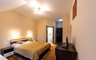 Pensiune Sinaia Langa Castelul Peles | Investitie sigura. - Poză 7