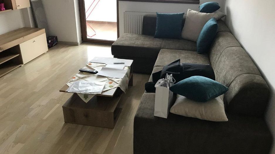 Apartament cu 3 camere de inchiriat - Poză 1