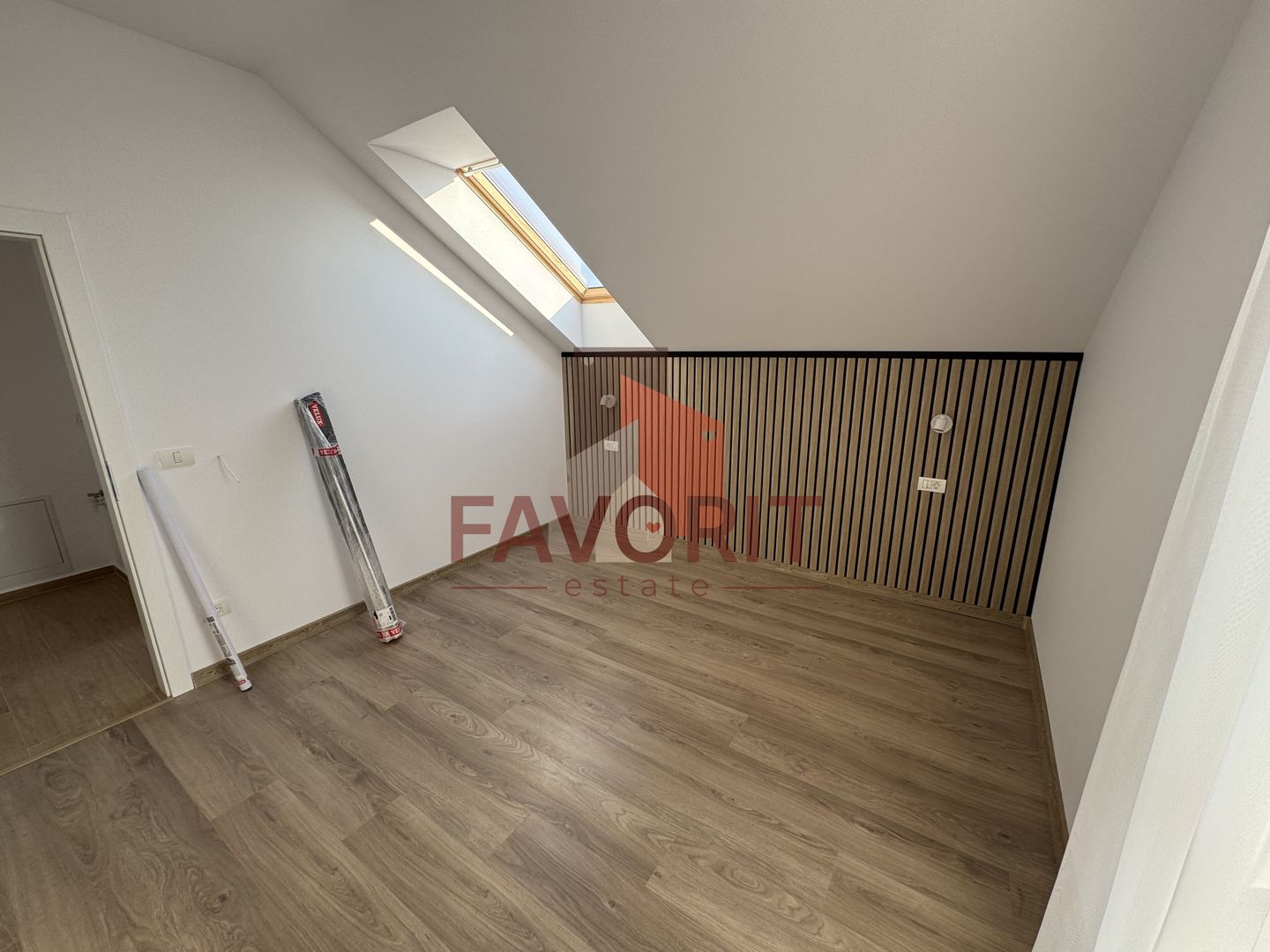 Disponibil imediat. 1 loc de parcare in CF. TVA 21% inclus. - Poză 10