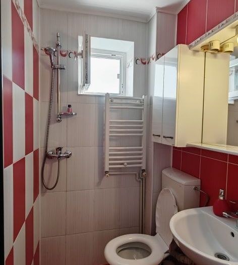 Apartament 2 camere de inchiriat pe Calea Calarasilor cu centrala proprie - Poză 7
