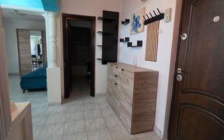 Apartament 2 camere ultracentral | Etaj 3 | Lift | Balcon 10 mp I-01 - Poză 3