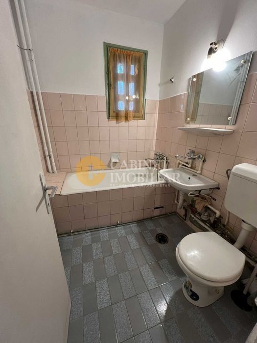 TATARASI -2 CAMERE- 54MP- ETAJ 2- LA BULEVARD - Poză 5