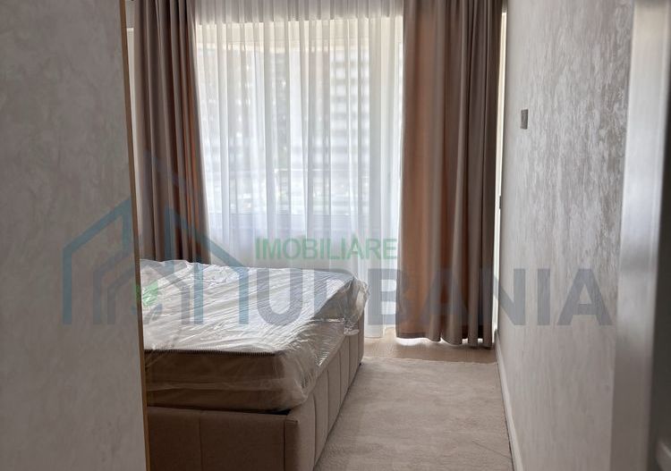 Apartament cu 2 camere decomandat de închiriat în Royal Town, Iași - Poză 4