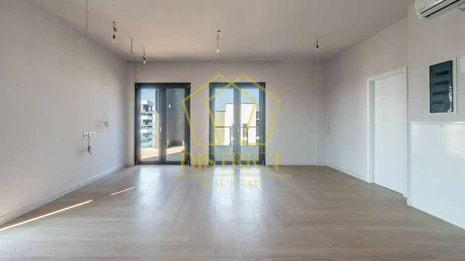 Penthouse superb cu 4 camere | Torontalului - Poză 2