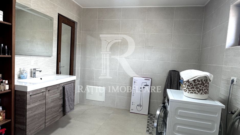 Casa cu 4 camere | Dragesti | Bihor - Poză 12