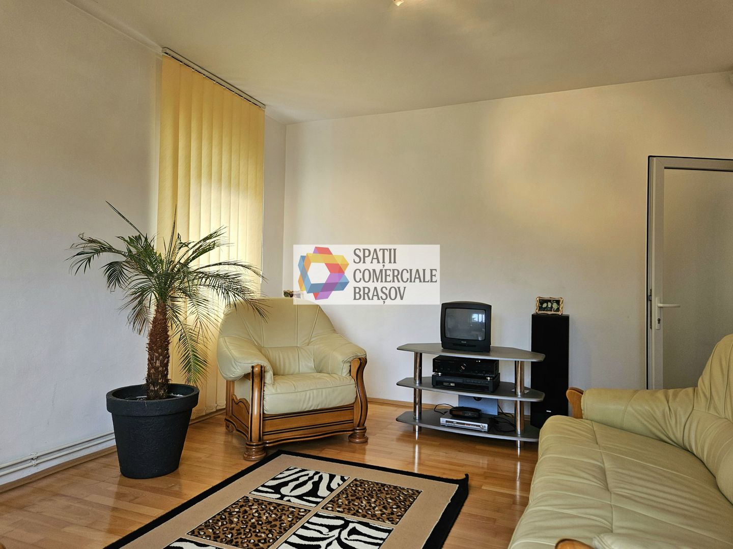 Apartament cu doua camere, zona Racadau 50 mp - Poză 5