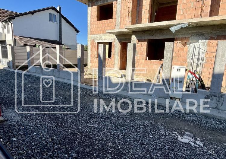 Duplex cu 4 camere si gradina in Selimbar, zona Trifoiului - Poză 6