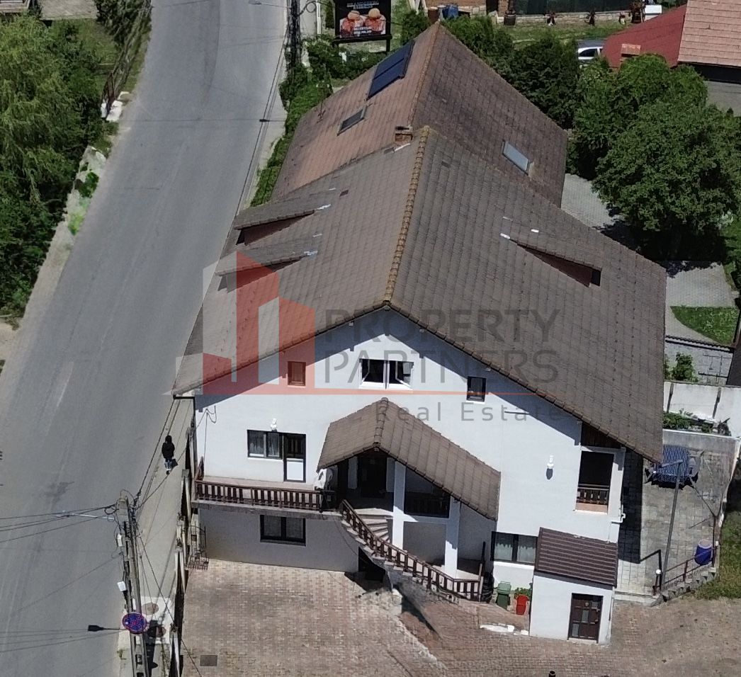 Pensiune lângă Castelul Bran | 9 camere | Pregătită pentru activitate - Poză 19