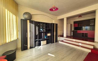 Apartament la casă cu grădină - Poză 3