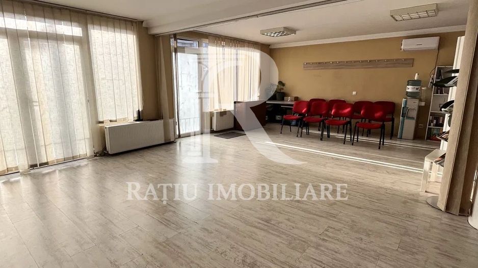 Spațiu comercial de închiriat | 140 mp | Etajul 1 | Bulevardul Decebal - Poză 1
