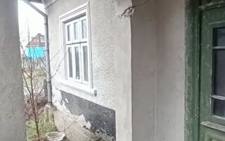 Teren 4000 mp cu casă veche, utilități, ideal vacanță – Alunișu, Dâmbovița - Poză 4