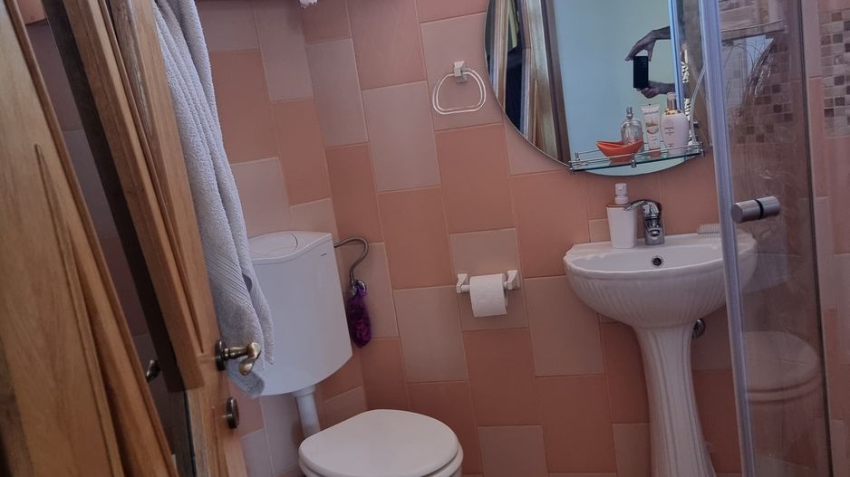 CASA INDIVIDUALA , MODERNA LA POALELE MUNTILOR!! - Poză 8