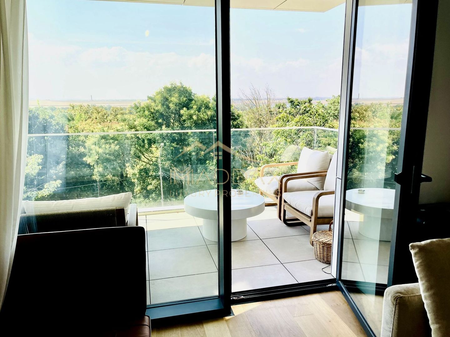 Apartament 2 camere+terasa spatioasa*Vogh Olimp* (la 5 minute de plaja) - Poză 1