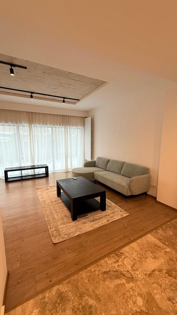 Vila individuală | 4 camere + birou | 300 mp | 3 parcări | Pipera - Poză 2