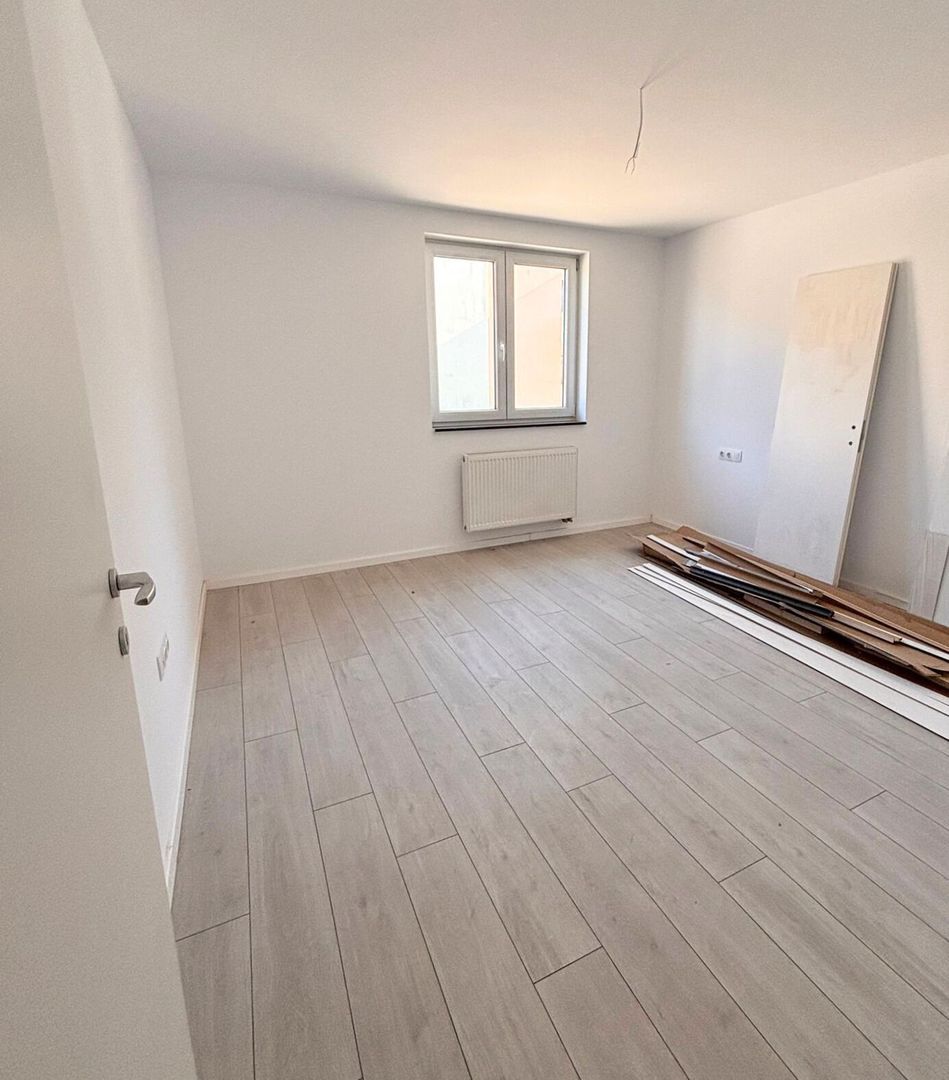 Apartament modern finisat și utilat confort eleganță și liniște zona Tractorul - Poză 2