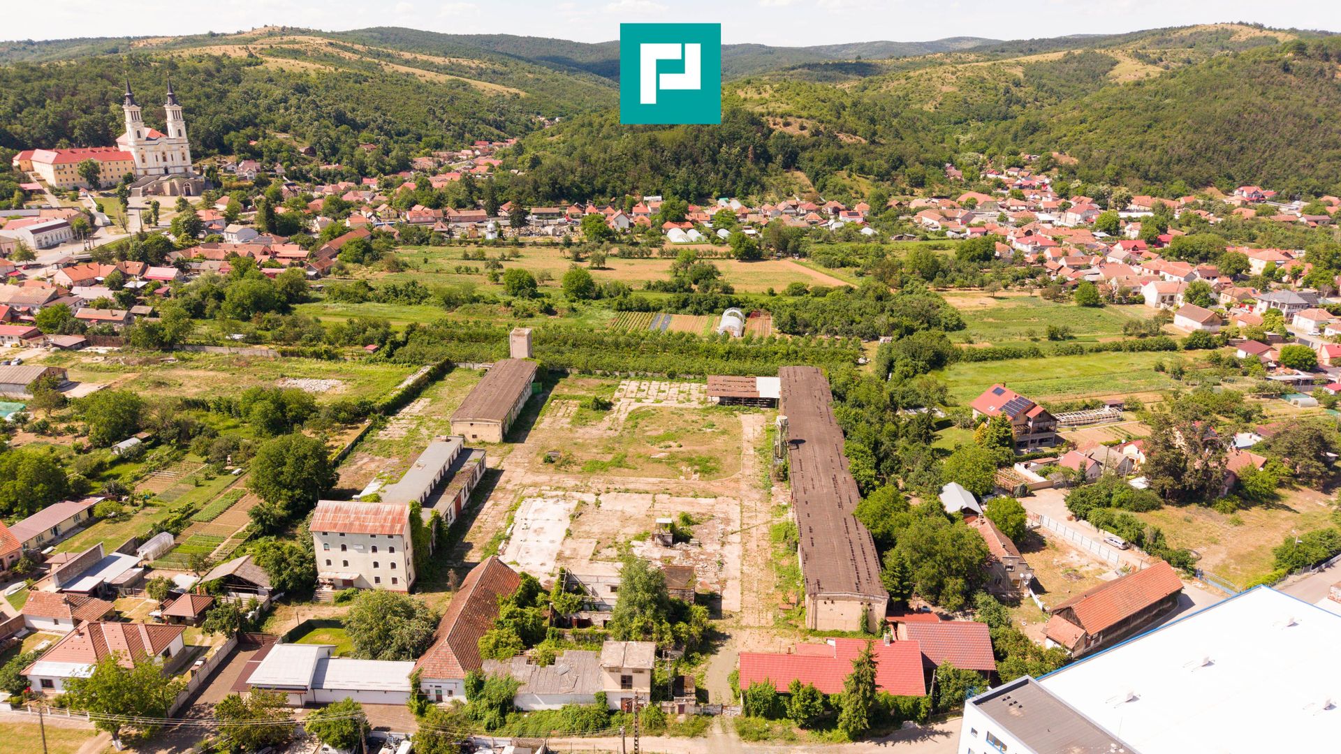 Spațiu industrial cu Teren 13.072 mp în Lipova - Poză 4