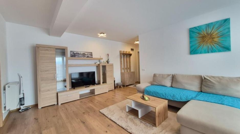 Apartament 3 camere, etajul 1 - Cartierul Kogalniceanu - Poză 1